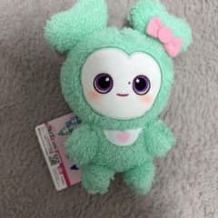 TWICE LOVELYS ふわもこおすわりぬいぐるみのサムネイル
