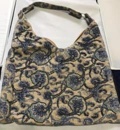 ビーズししゅうバッグのサムネイル