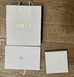 Dior ギフトボックス ショッパー セット 空箱 - メルカリ