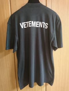 ヴェトモン  Tシャツのサムネイル