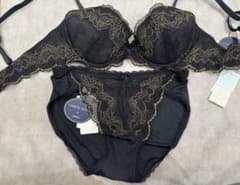 【KID BLUE 】comfy silk黒レースブラジャーショーツセットC75のサムネイル