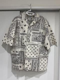 H&M 柄シャツ 半袖 Lサイズのサムネイル