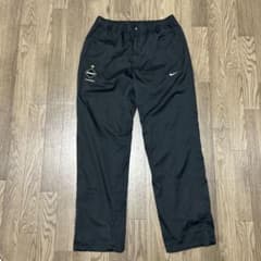 【美品】　F.C.Real Bristol ✖︎NIKE ナイロンパンツのサムネイル