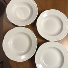 Richard Ginori アンティコホワイト　ディナープレート4枚セット Richard Ginori アンティコホワイト ディナープレート4枚セット - メルカリ