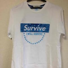 ILL'S 白 青Tシャツ バンダナ柄のサムネイル