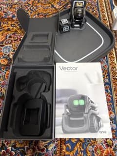 Anki Vector ロボット(付属品は説明書以外全て)と専用スペース Anki Vector ロボット(付属品は説明書以外全て)と専用スペース - メルカリ