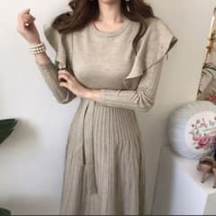 ★新品未使用★韓国フリルニットワンピースのサムネイル