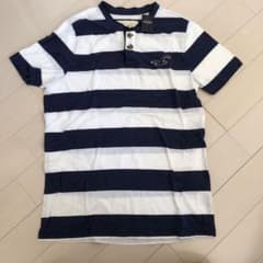 新品未使用　ホリスターヘンリーネックTシャツのサムネイル