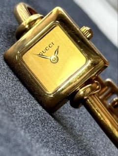 GUCCI 1900L ゴールドレディース用腕時計のサムネイル