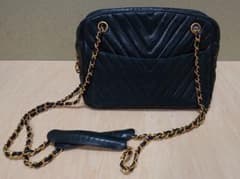 CHANEL　シェブロン　チェーンショルダー　ヴィンテージのサムネイル
