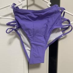 パープル ストラップデザイン セパレート水着のサムネイル