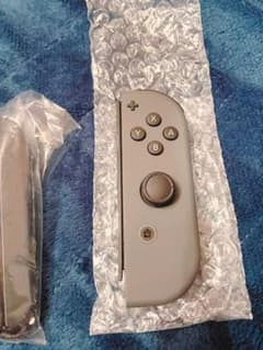 Nintendo JOY-CON (R) グレーのサムネイル