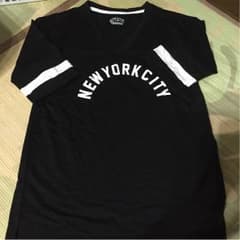 専用＊GU Tシャツのサムネイル