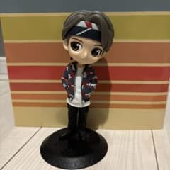 BTS TinyTAN Q posket フィギュア　テテのサムネイル