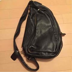 牛革製 メンズボディバックのサムネイル