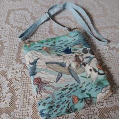 おとぎの国の猫と仲間たちハンドメイド　ショルダーバック＆18㎝ポーチセット 青*こ様 おとぎの国の猫と仲間たちデザイン ショルダーバッグ - メルカリ