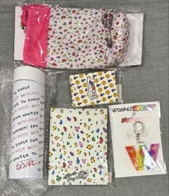 WEST. グッズ まとめ売りのサムネイル