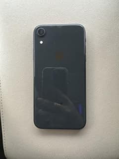 iPhone XR Black 64 GB auのサムネイル