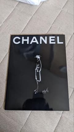 CHANEL本のサムネイル
