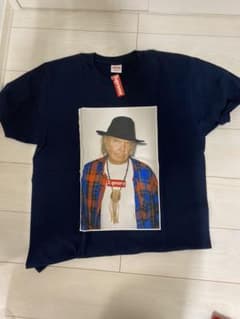 supremeのサムネイル