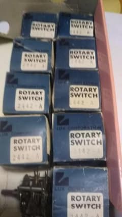LUX CORPORATION ロタリー スイッチ 2442-A 10個セット LUX CORPORATION ロタリー スイッチ 2442-A 10個セット - メルカリ