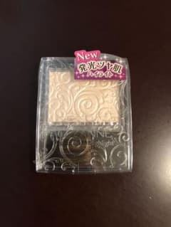 セザンヌ パールグロウハイライト 01のサムネイル