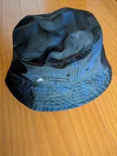 adidas 迷彩柄 バケットハット 黒のサムネイル