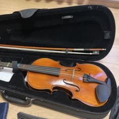 ✨美品✨ GRAZIOSO GV-0 3/4 バイオリン 弓・肩当て ケース付き Grazioso GV-1HS 4/4バイオリン 弓 肩当て ケースセット - メルカリ