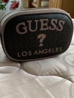 GUESSのサムネイル