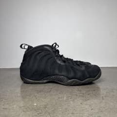 NIKE FOAMPOSIT フォームポジット TRIPLE BLACK 黒 - メルカリ