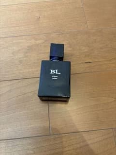 女王蜂　BL qb luxury perfume 香水のサムネイル