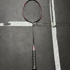 YONEX バドミントンラケット 本体　袋付き 値下げしました。のサムネイル