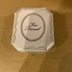 Too Facedダイヤモンドライトマルチユース ハイライター /チークカナリーのサムネイル