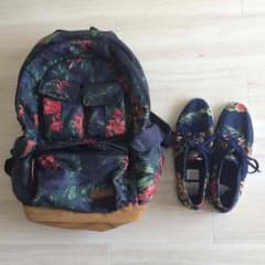 コロンビアのリュックとHUFのスニーカーのサムネイル