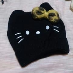 キティちゃんニット帽のサムネイル
