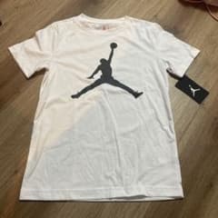 エアジョーダン　NIKE Tシャツ　未使用のサムネイル