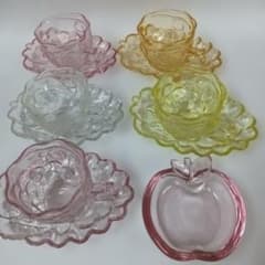 昭和レトロ 曽我硝子　 カップ＆ソーサー 5客セット小鉢付のサムネイル