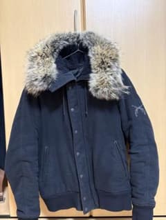 roar ロアー ファー付き黒ダウンジャケットのサムネイル