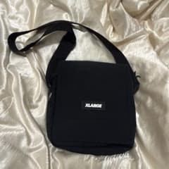 XLARGE ブラック ショルダーバッグのサムネイル