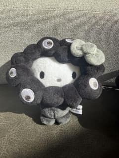 万博 ミャクミャク サンリオ 黒 なりきりぬいぐるみ カラビナ付き