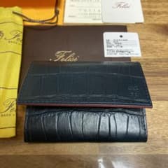 週末限定セール　極美品 Felise レザー名刺入れ 紺のサムネイル