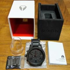 y.Ken様専用  【新古品】NIXON ニクソン 51-30のサムネイル