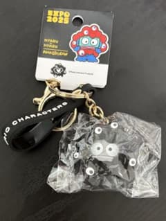 EXPO2025万博限定 黒ミャクサンリオ なりきりキーホルダー