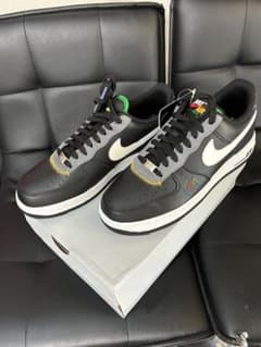 NIKE AIR FORCE 1 '07 LV8 DC1483-001のサムネイル
