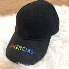 BALENCIAGA✨ロゴキャップ レインボー 黒 最終値下げのサムネイル