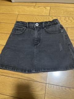 ZARA  KIDS  ブラックデニム　ミニスカートのサムネイル