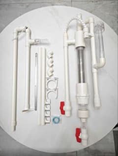 最後の1個!! 糞だけ排出可能 外掛け式オーバーフロー水槽 白 フィルタ