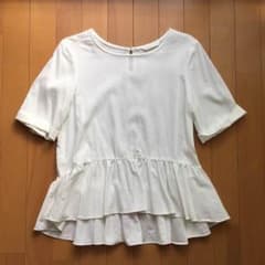 アーバンリサーチ ペプラムブラウス @出品5/22までのサムネイル
