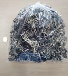 【大量】ダブルクリップ　事務用品のサムネイル
