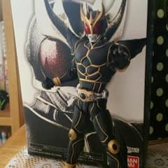 S.H.Figuarts 仮面ライダークウガ アルティメットフォームのサムネイル